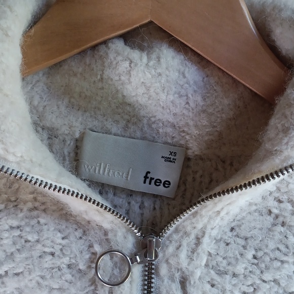 Wilfred Free quarter zip cropped sweater - Picture 5 of 8